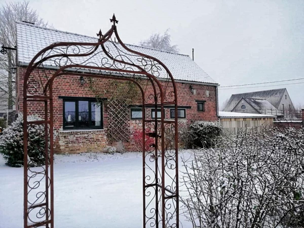 Villa Gite Rural Les Petites Tetes Leuze-en-Hainaut Exterior foto